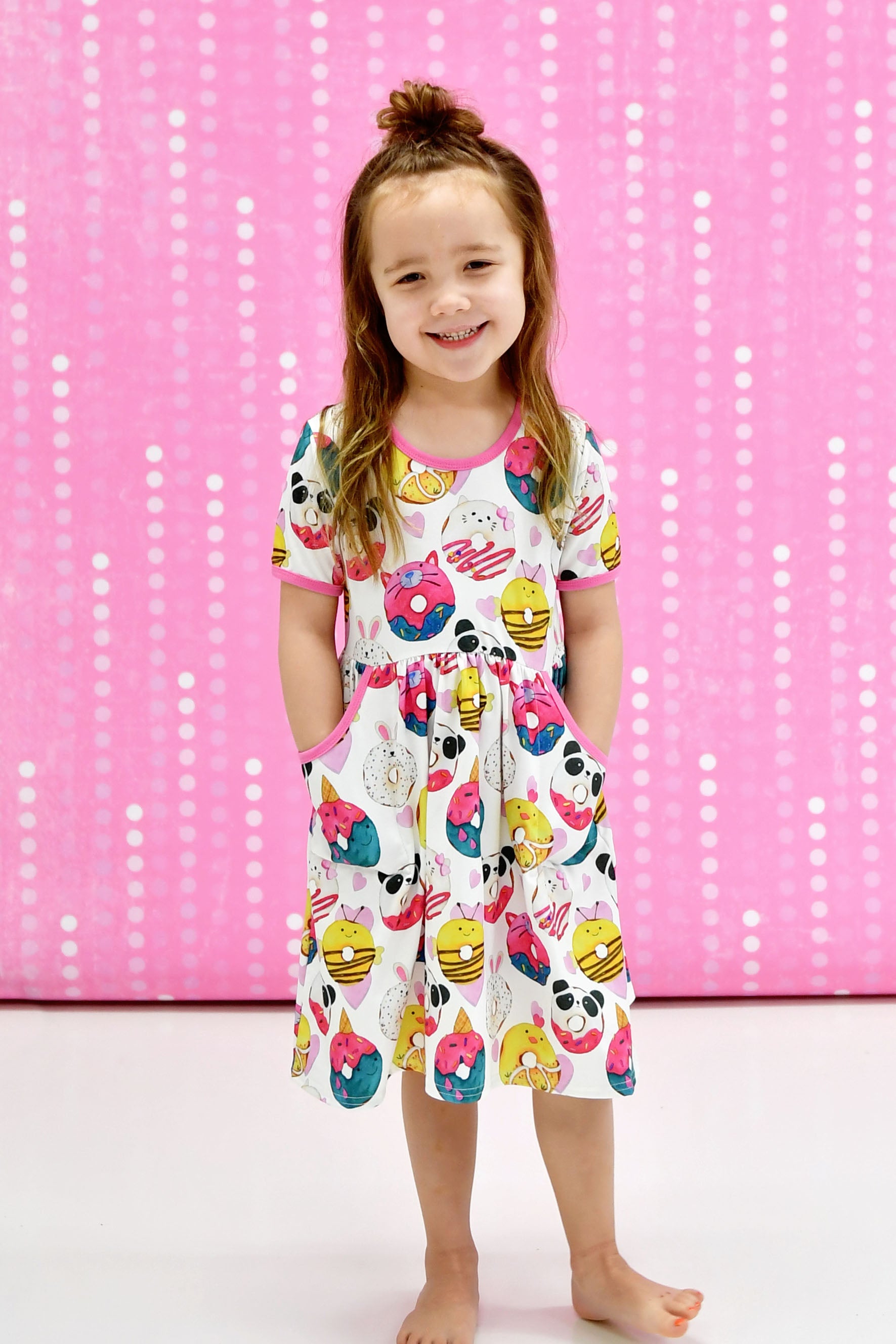 Animal Donuts Short Sleeve Milk Silk Dress – Great Lakes Animal Donuts Short Sleeve Milk Silk Dress – Great Lakes